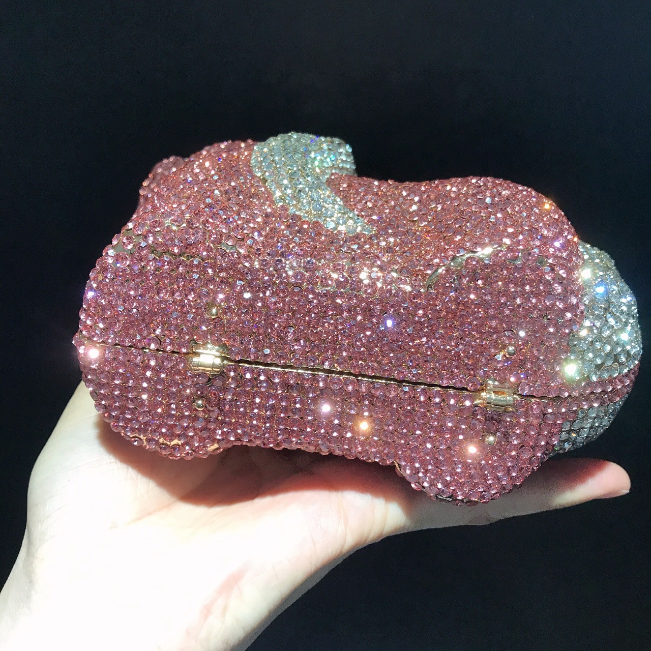 Animal-Inspired Crystal Dog Evening Clutch Bag for Cocktail and Party Looks - Image 5