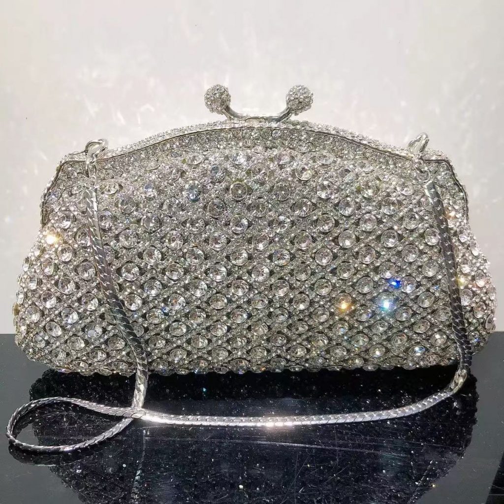 Clutch deco with Crystals